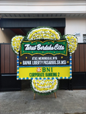 Papan Bunga Duka di Kemang Manis